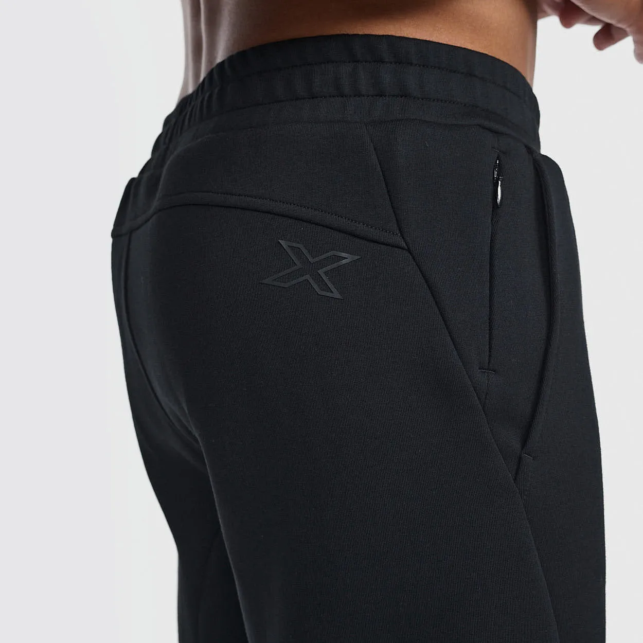 2XU - Commute Trackpants - Black/Black