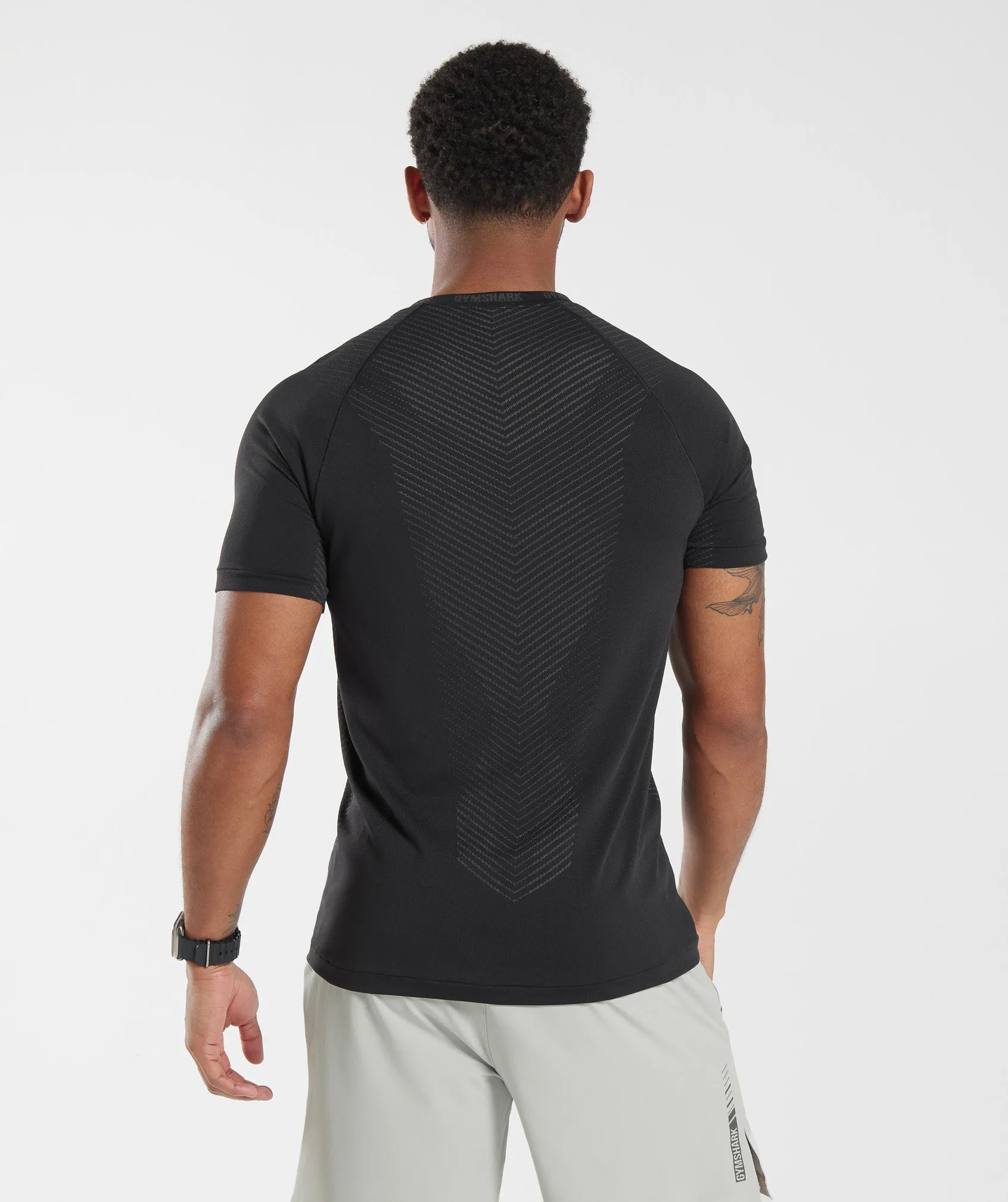 Gymshark Apex Seamless T-Shirt - Black/Silhouette Grey