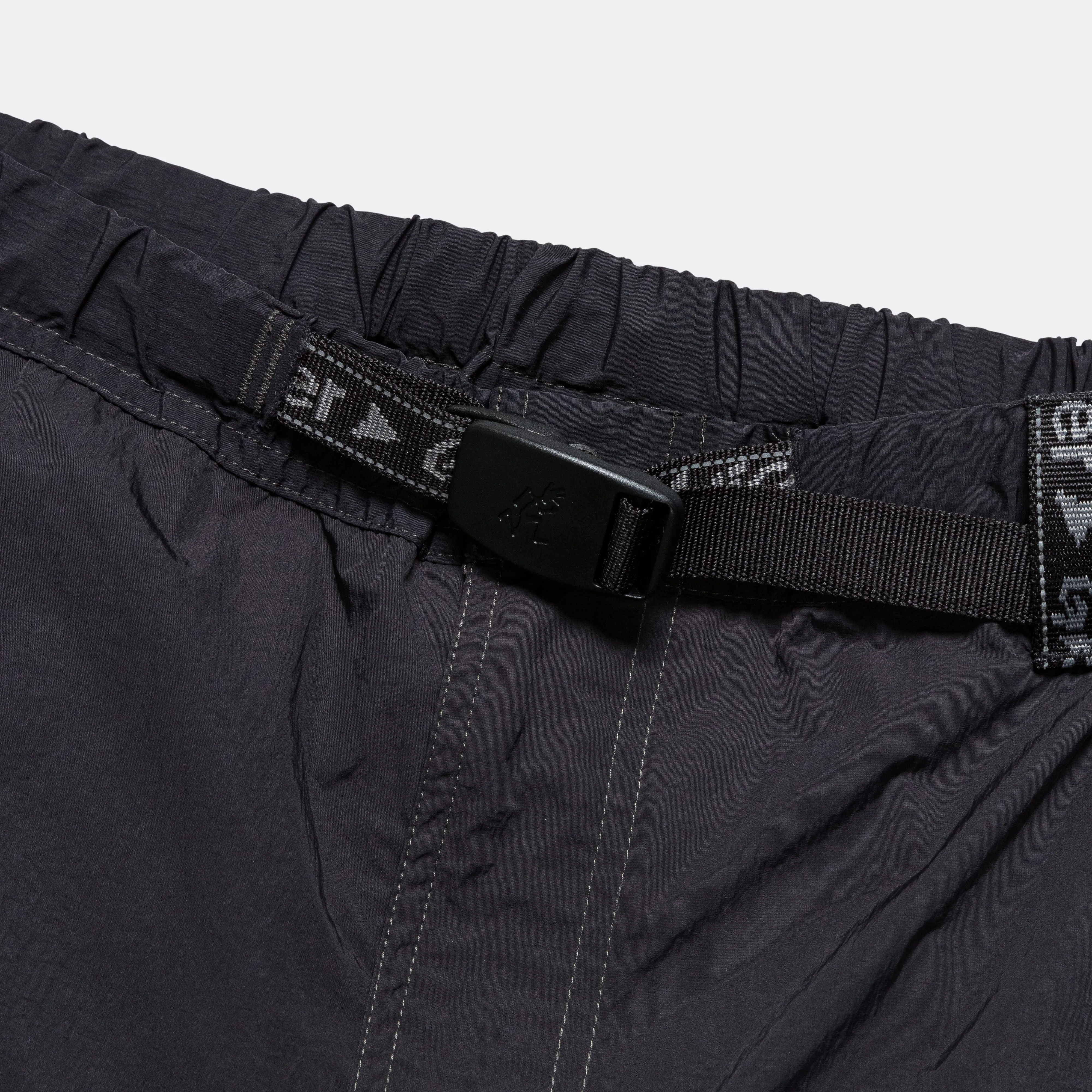 Patchwork Wind Short × and wander - Black