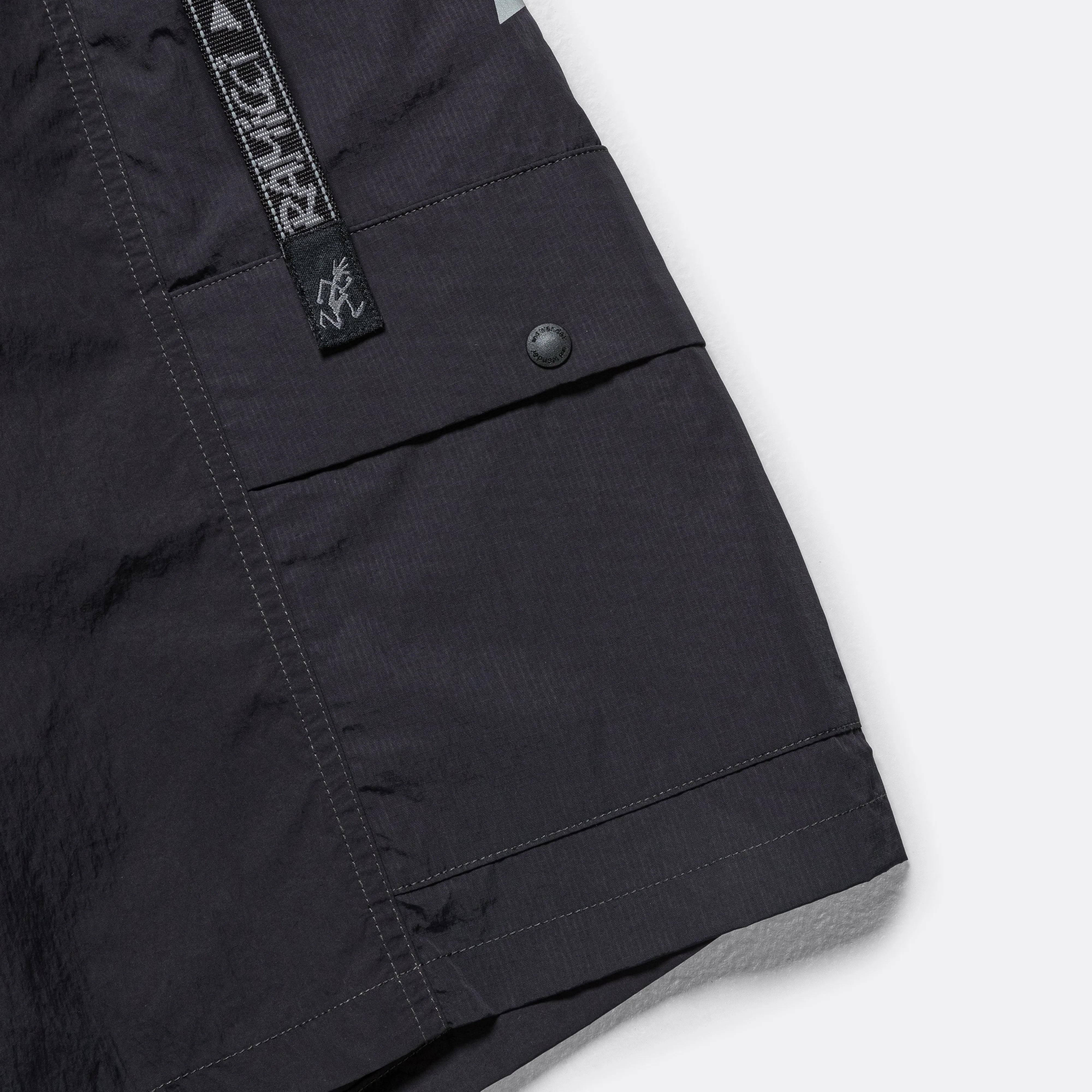 Patchwork Wind Short × and wander - Black