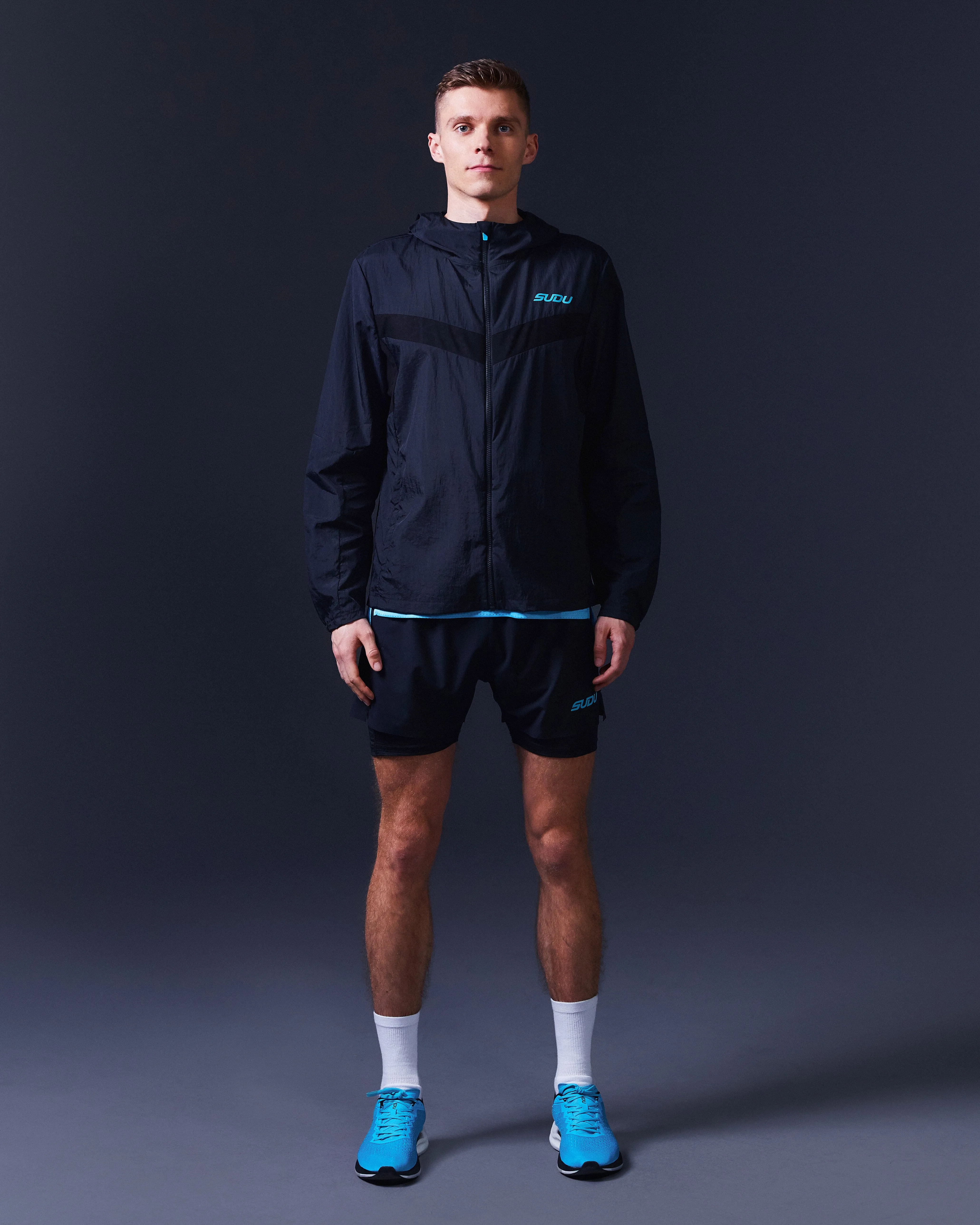 SRJ L 01 Run Lightweight Jacket - Black/Light Blue